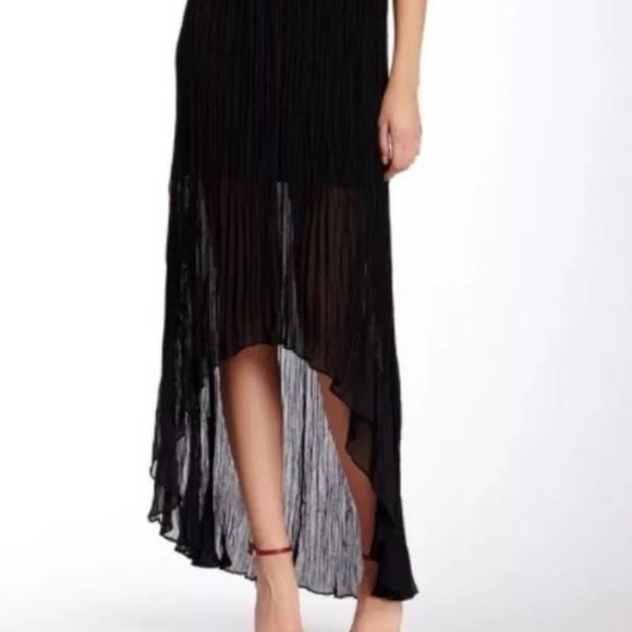 Alice & Olivia Black Pleated Hi Low Skirt